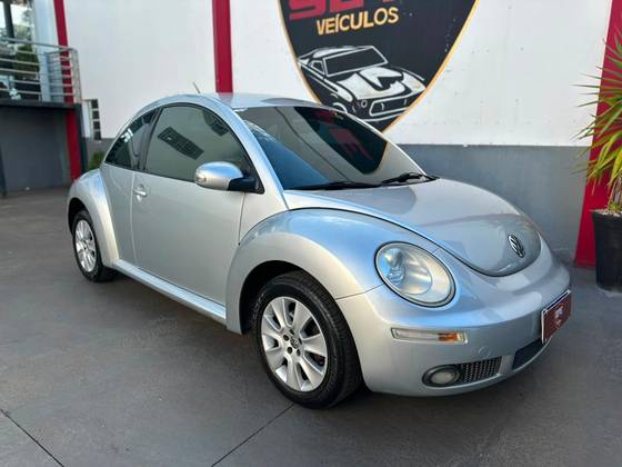 VOLKSWAGEN NEW BEETLE 2.0 MI 8V GASOLINA 2P MANUAL VOLKSWAGEN NEW BEETLE 2.0 MI 8V GASOLINA 2P MANUAL